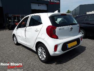Kia Picanto 1.0 CVVT Comfort  Plus-line Navigator picture 2