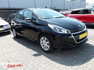 Peugeot 208 1.2 PureTech Active picture 5