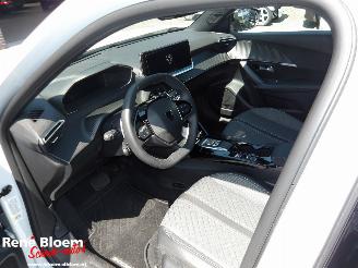 Peugeot 2008 1.2 Hybrid 145 Allure Automaat picture 10