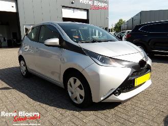 Toyota Aygo 1.0 VVT-i x-now picture 2