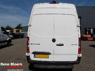 Mercedes Sprinter 317 1.9 CDI L4H3 170pk Aut picture 3
