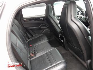 Porsche Cayenne E-HYBRID 3.0 Coupé Full Option picture 17
