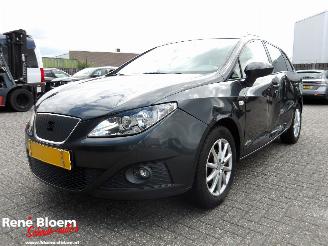 uszkodzony samochody osobowe Seat Ibiza 1.2 TDI COPA Plus Ecomotive 2012/1