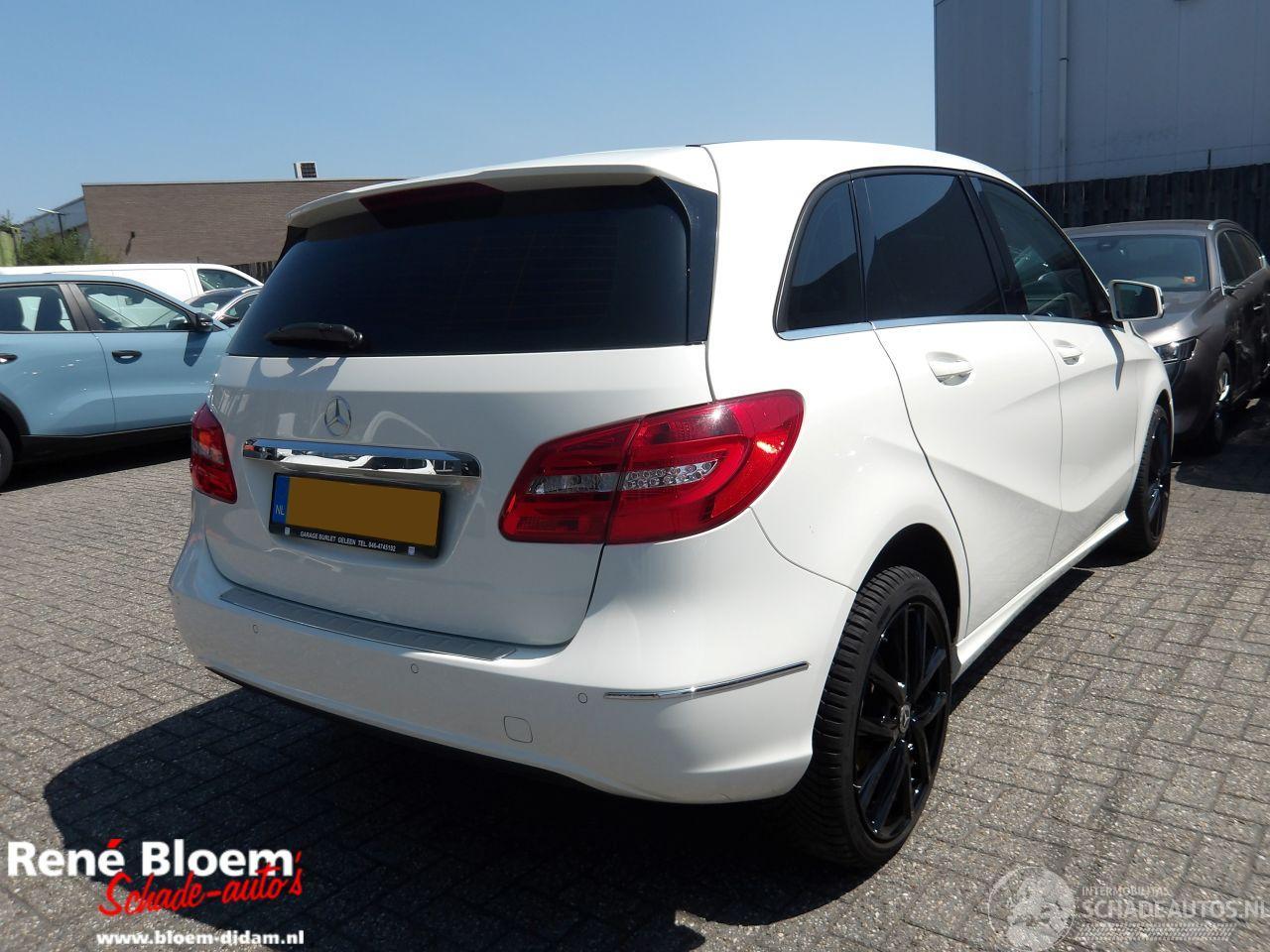 Mercedes B-klasse 180 Ambition 122pk