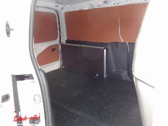 Toyota Proace City 1.5D 4D L2 Long Challenger picture 7