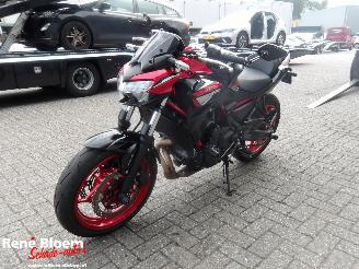 Kawasaki  Z650 picture 7