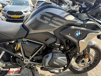 BMW R 1250 GS Triple Black picture 22
