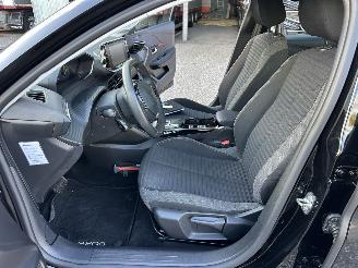 Peugeot e-208 EV 50kwh 136pk aut Active Pack - 57dkm nap - line assist - navi - pdc - lmv - stoelverw - airco - cruise - carplay picture 43