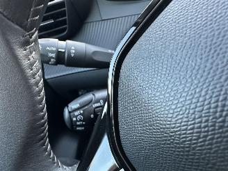 Peugeot e-208 EV 50kwh 136pk aut Active Pack - 57dkm nap - line assist - navi - pdc - lmv - stoelverw - airco - cruise - carplay picture 29