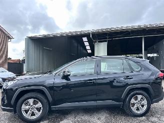 Voiture accidenté Toyota Rav-4 2.5 Hybrid 178pk aut 2022/11