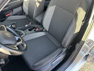 Volkswagen Polo 1.0 TSI 95pk Life 5drs - 76dkm nap - front + line assist - acc - pdc v+a - airco - cruise - carplay - lmv picture 21