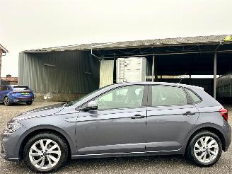 damaged passenger cars Volkswagen Polo 1.0 TSI 95pk Style 5drs - nap - iq full led - virtual - clima - cruise - acc - front + line assist - facelift 2021/12