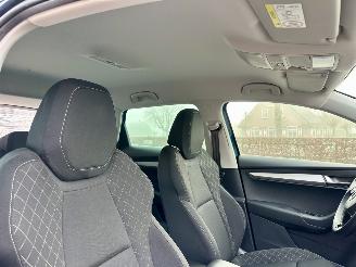 Skoda Karoq 1.5 TSI 150pk 7-Traps aut Bus.Edition - nap - navi - stoelverw - pdc - front assist - keyless - inkl trekh picture 54