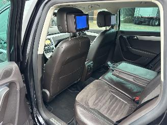 Volkswagen Passat 1.4 TSI 122pk dsg aut + f1 Highline - nap - dvd in hoofdsteunen - navi - clima - cruise - leer + stoelverw picture 54