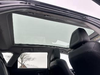 Toyota Auris Touring Sports Gereserveerd 1.8 Hybrid 123pk aut Exe - pano - nap - navi - camera - keyless - front + line + park assist picture 53