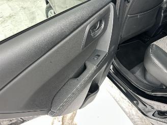 Toyota Auris Touring Sports Gereserveerd 1.8 Hybrid 123pk aut Exe - pano - nap - navi - camera - keyless - front + line + park assist picture 60