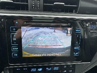Toyota Auris Touring Sports Gereserveerd 1.8 Hybrid 123pk aut Exe - pano - nap - navi - camera - keyless - front + line + park assist picture 17