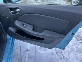 Renault Clio 1.6 E-Tech Hybrid 8-traps aut 140 Intens - nap - 360cam - keyless - navi - front + line + side + park assist - virtual picture 51