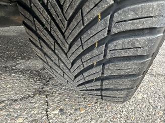 Nissan Juke 1.2 DIG-T 6-bak S/S Connect Edition - nap - 360cam - navi - line + side assist - keyless picture 89