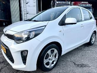 Kia Picanto 1.0 MPi 67pk ComfortLine 5drs - nap - airco - btw - aux - usb - esp - elektr ramen - stuurbed - lichtsensor picture 2