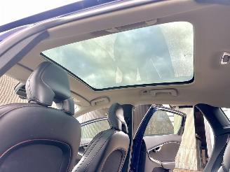 Volvo V-40 2.0 D4 190pk 6-bak Ocean Race Bus - pano - xenon - nap - navi - camera - pdc v+a - memory - trekh picture 14