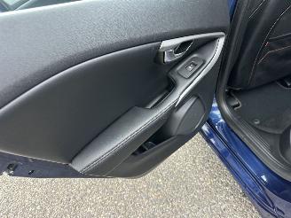 Volvo V-40 2.0 D4 190pk 6-bak Ocean Race Bus - pano - xenon - nap - navi - camera - pdc v+a - memory - trekh picture 71