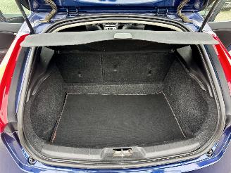 Volvo V-40 2.0 D4 190pk 6-bak Ocean Race Bus - pano - xenon - nap - navi - camera - pdc v+a - memory - trekh picture 78