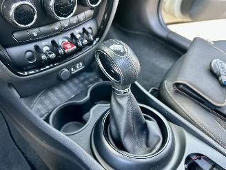 Mini Clubman Cooper 1.5T 136pk 6-traps aut - pano - nap - 1e eig - keyless entry + start - line assist - clima + cruise contr picture 32