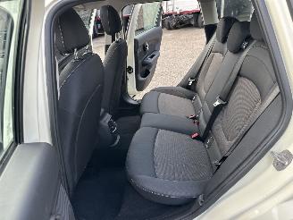 Mini Clubman Cooper 1.5T 136pk 6-traps aut - pano - nap - 1e eig - keyless entry + start - line assist - clima + cruise contr picture 21