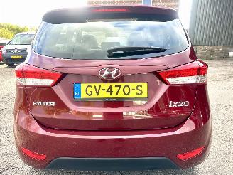 Hyundai Ix20 1.6i 125pk automaat Premium - nap - pano - leer - stuur + stoelverw - navi - camera - 1e eig - pdc v+a picture 6