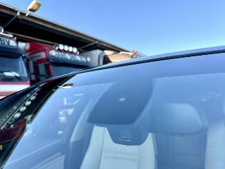 BMW X6 xDrive50i 4.4 TwinTurbo 408pk 8-traps aut + f1 Exe - facelift - hud - 22 inch - softclose - stuurverw - keyless picture 9