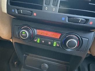 BMW X6 xDrive50i 4.4 TwinTurbo 408pk 8-traps aut + f1 Exe - facelift - hud - 22 inch - softclose - stuurverw - keyless picture 13