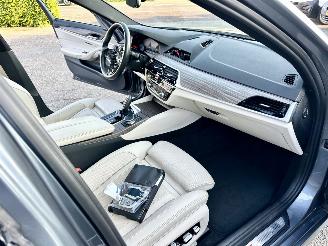 BMW 5-serie 540i 340pk aut M-Sport - schuifdak - nap - head up - stoelkoeling - 360cam - softclose - harman/kardon - performance picture 13