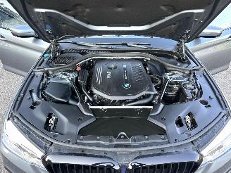 BMW 5-serie 540i 340pk aut M-Sport - schuifdak - nap - head up - stoelkoeling - 360cam - softclose - harman/kardon - performance picture 12