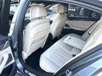 BMW 5-serie 540i 340pk aut M-Sport - schuifdak - nap - head up - stoelkoeling - 360cam - softclose - harman/kardon - performance picture 60