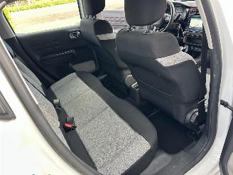 Citroën C3 1.2 PureTech 82pk ELLE - nap - navi - pdc - line assist - lmv - carplay - clima - cruise - grijs dak picture 65