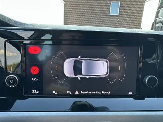 Volkswagen Golf 1.0 TSI 110pk 6-bak Life Edition 5drs - nap - virtual - carplay - front + line assist - sfeerverl - pdc v+a picture 26
