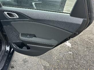 Kia Ceed Sportswagon 1.5 T-GDi 6-bak 160pk DynamicLine - nap - navi - camera - line assist - carplay - pdc - trekh picture 73