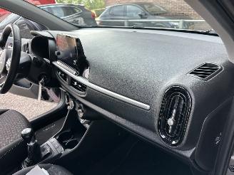 Kia Picanto 1.0 DPi 67pk DynamicLine 5drs - nap - camera - front assist - airco - cruise - carplay - lmv - lichtsensor picture 47