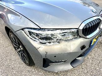 BMW 3-serie Gereserveerd 320d 190pk aut + f1 xDrive High Exe sedan - schuifdak - harman/k - head up - keyless - 360cam - stuurverw picture 10