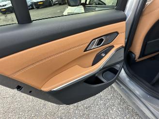 BMW 3-serie Gereserveerd 320d 190pk aut + f1 xDrive High Exe sedan - schuifdak - harman/k - head up - keyless - 360cam - stuurverw picture 80