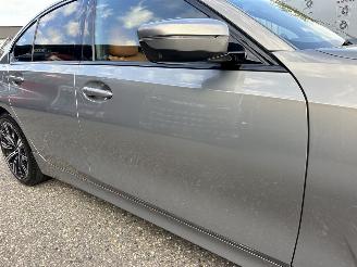 BMW 3-serie Gereserveerd 320d 190pk aut + f1 xDrive High Exe sedan - schuifdak - harman/k - head up - keyless - 360cam - stuurverw picture 106