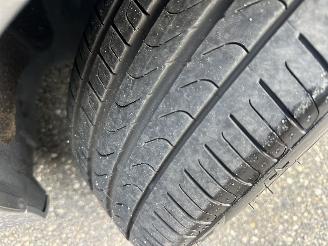 BMW 3-serie Gereserveerd 320d 190pk aut + f1 xDrive High Exe sedan - schuifdak - harman/k - head up - keyless - 360cam - stuurverw picture 87