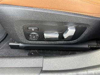 BMW 3-serie Gereserveerd 320d 190pk aut + f1 xDrive High Exe sedan - schuifdak - harman/k - head up - keyless - 360cam - stuurverw picture 45
