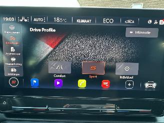 Cupra Formentor 1.4 TSI 245pk aut + f1 e-Hybrid Essential - nap - virtual - camera - keyless - front + line assist - stuurverw picture 34