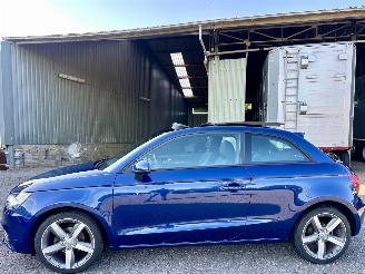Unfallwagen Audi A1 1.2 TFSI Turbo ProLine Sport - pano - xenon - navi - stoelverw - clima - pdc v+a - 17 inch lmv 2012/9