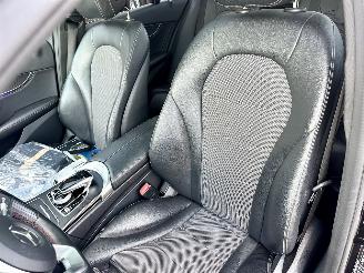 Mercedes C-klasse gereserveerd 180 156pk 7-traps aut + f1 Prestige - pano - burmester - sfeerverl - memory - nav - cam - line + side assist picture 42