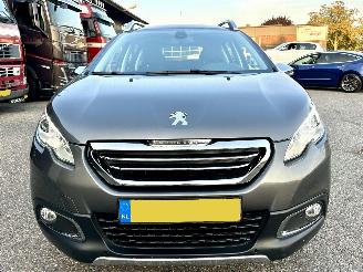 Peugeot 2008 1.2 PureTech 82pk aut + f1 Allure - 33dkm nap - 1e eig - navi - pdc v+a - lmv - clima + cruise contr picture 3