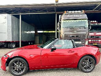 škoda osobní automobily Mazda MX-5 Cabrio 1.5 SkyActiv-G 131pk 6-bak GT-M 2016/7