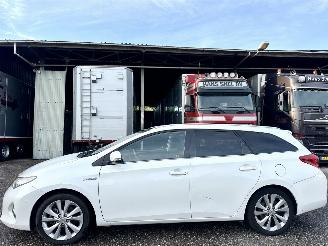 Avarii autoturisme Toyota Auris Touring Sports 1.8 Hybrid aut L.Pro Executive - 2013/7